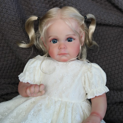 Realistic reborn dolls - 22",
